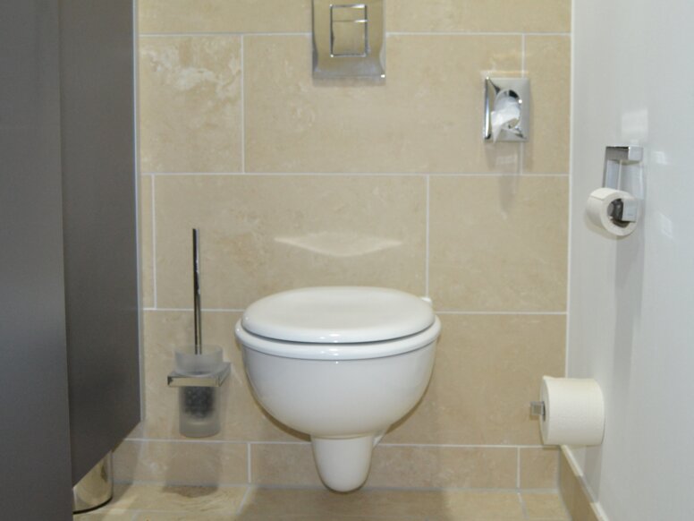 Manufacture royale de porcelaine à Berlin Toilettes équipées du Système 100, ensemble brosse WC, porte-papier, porte-papier de réserve, distributeur de sachets hygiéniques