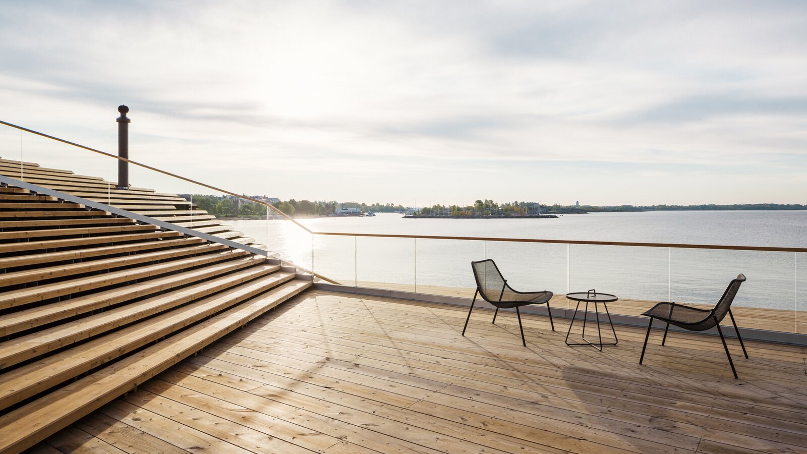 Sauna Löyly w Helsinkach Sauna Löyly na tarasie w Helsinkach