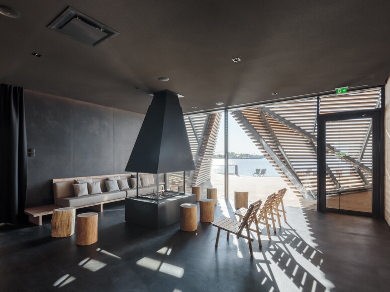 Sauna Löyly w Helsinkach Pomieszczenie sauny